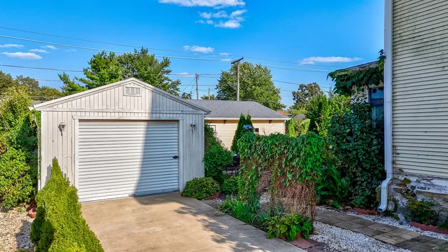 $218,000 | 303 North Walnut Street, Wenona, IL 61377