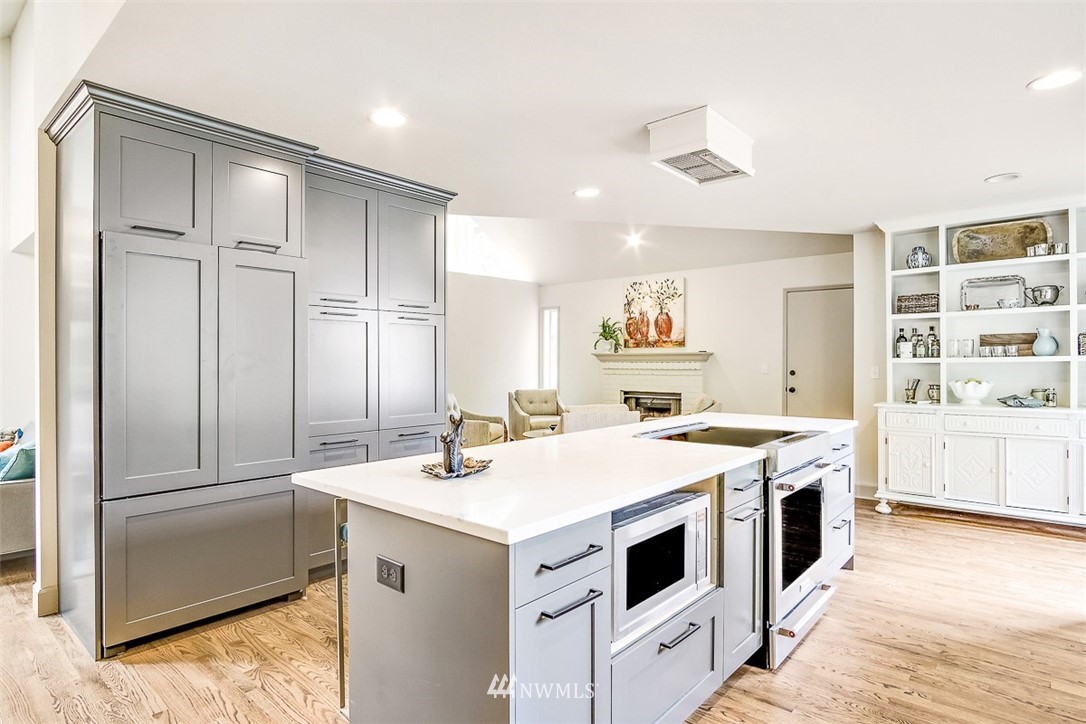 2641 242nd Place Southeast Bothell, WA 98021 - Photo 4 of 25