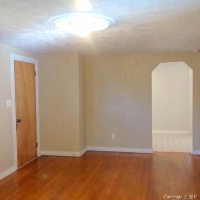 409 3rd Street Northwest Conover, NC 28613 - Photo 5 of 14 Gallery Image 5