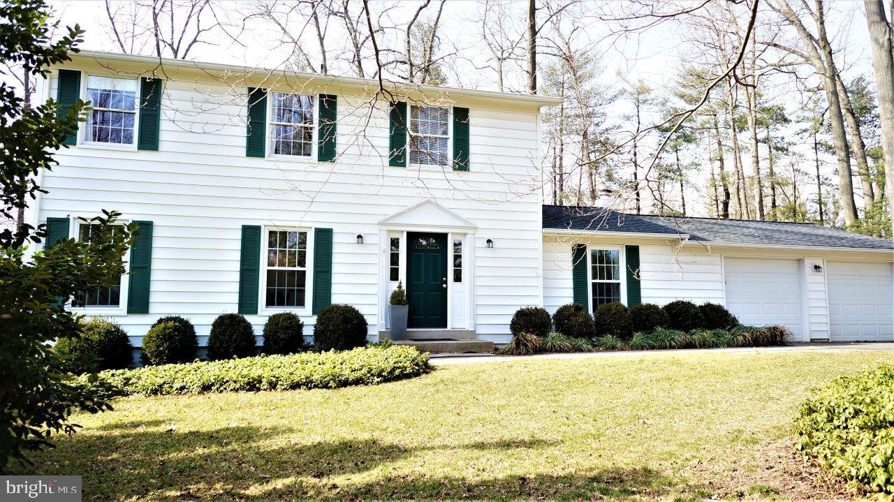 10810 Winter Corn Lane Reston, VA 20191 - Photo 2 of 67 Gallery Image 2