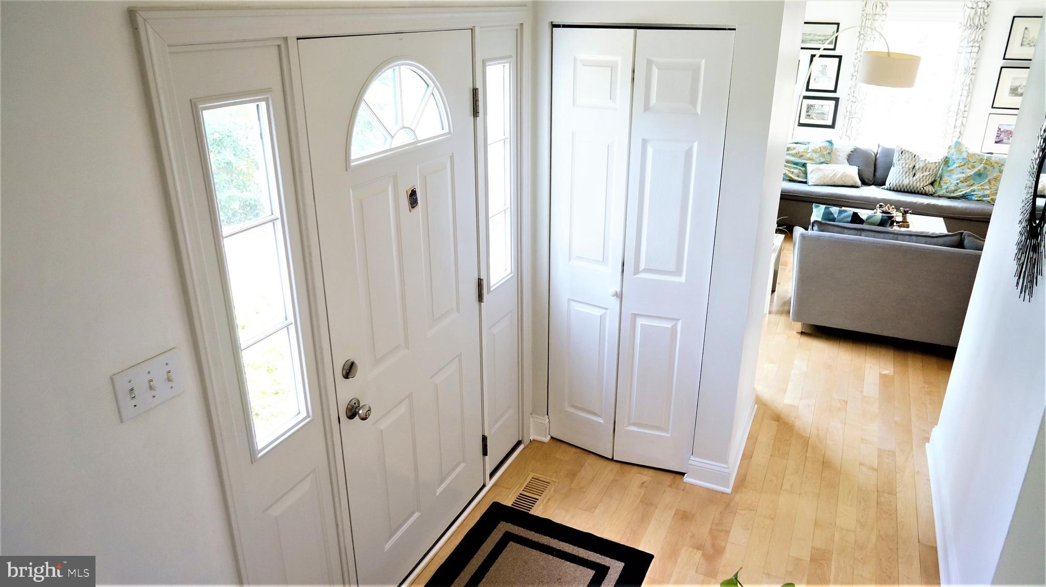 10810 Winter Corn Lane Reston, VA 20191 - Photo 5 of 67 Gallery Image 5