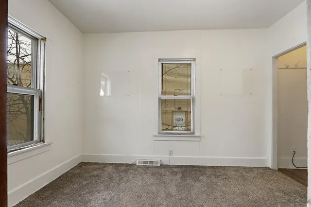 $179,000 | 2612 Roosevelt Road, Kenosha, WI 53143