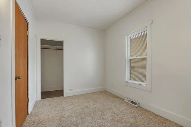 $179,000 | 2612 Roosevelt Road, Kenosha, WI 53143