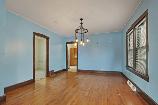 $179,000 | 2612 Roosevelt Road, Kenosha, WI 53143