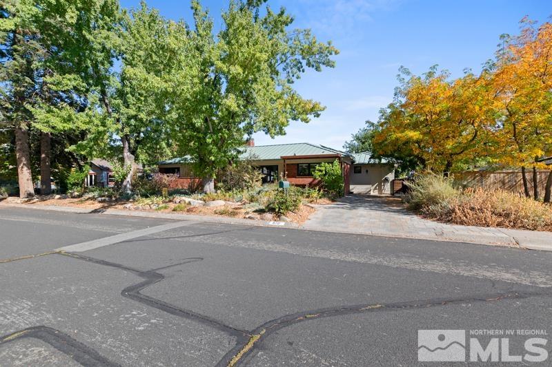 870 Daniel Drive Reno, NV 89509 - Photo 1 of 40 Photo 1