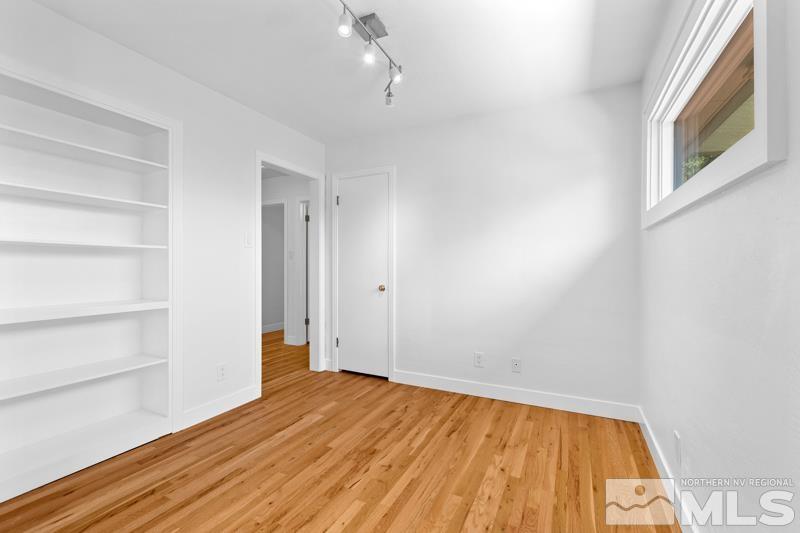 870 Daniel Drive Reno, NV 89509 - Photo 8 of 40 Photo 8