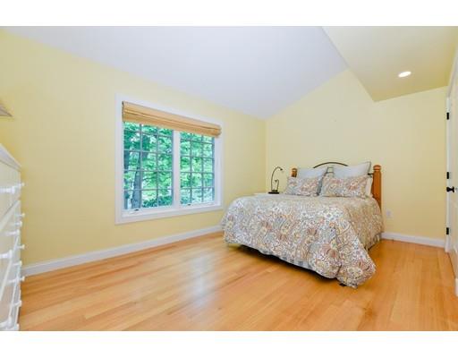 87 Forest Avenue Newton, MA 02465 - Photo 18 of 27