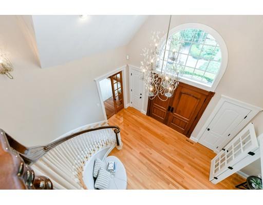 87 Forest Avenue Newton, MA 02465 - Photo 3 of 27