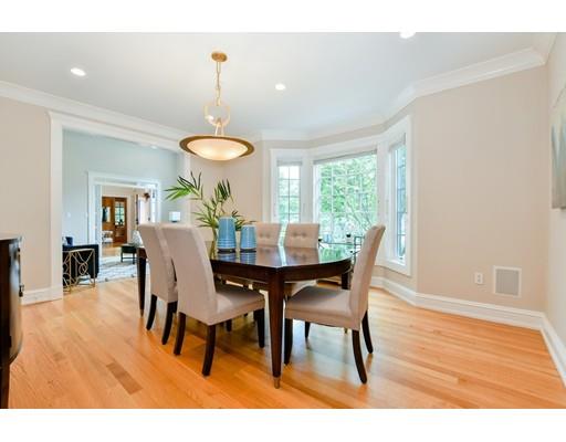 87 Forest Avenue Newton, MA 02465 - Photo 6 of 27