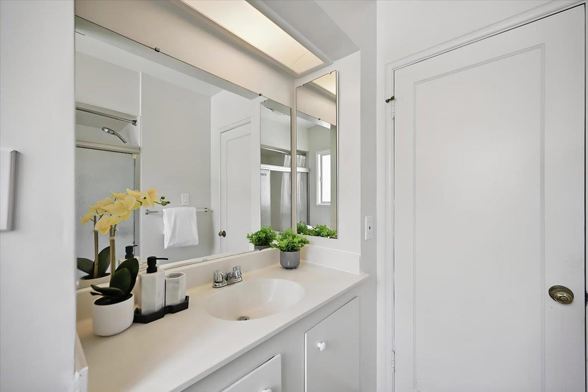 260 Behrens Street El Cerrito, CA 94530 - Photo 14 of 44