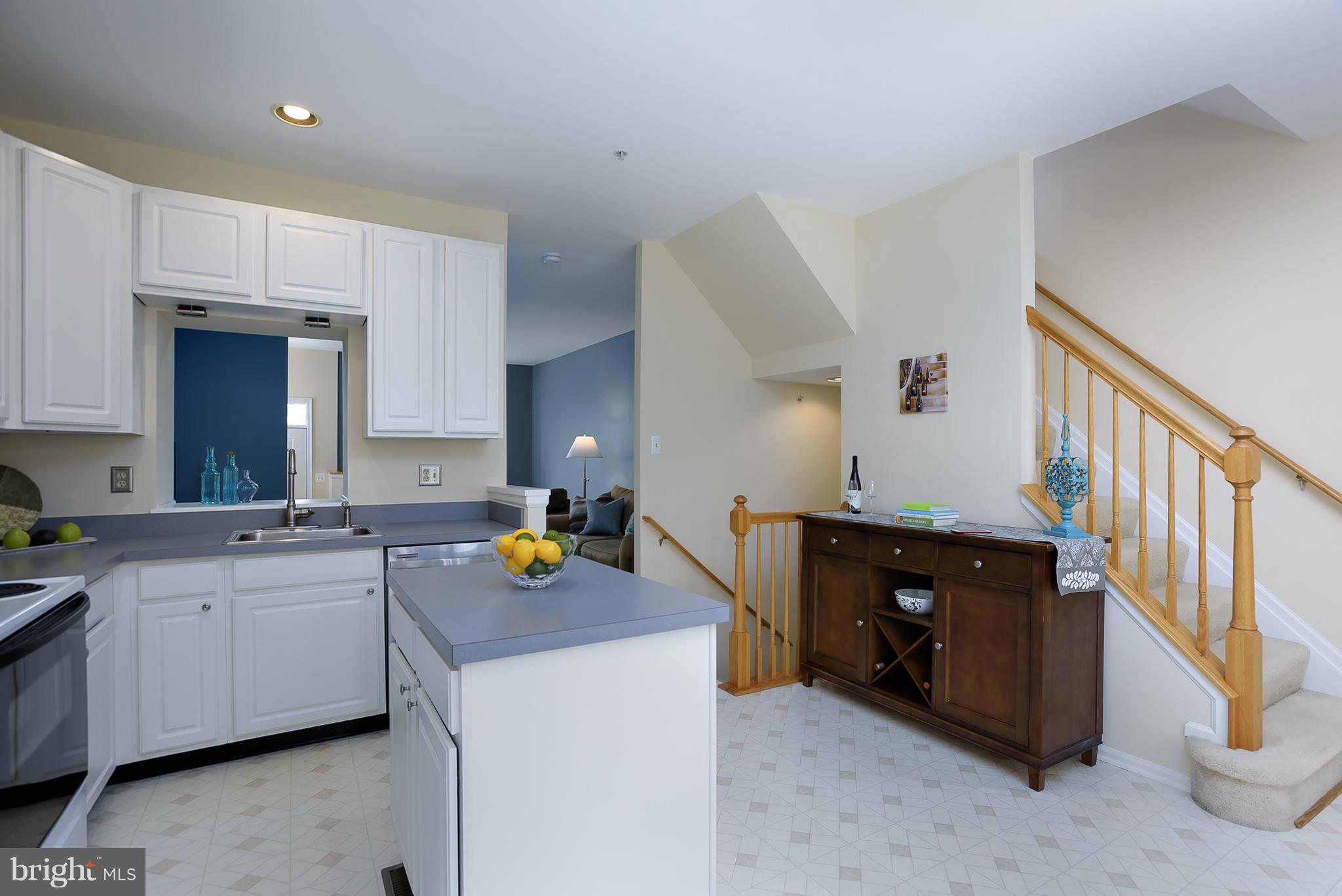 6384 Wind Rider Way Columbia, MD 21045 - Photo 10 of 30 Kitchen