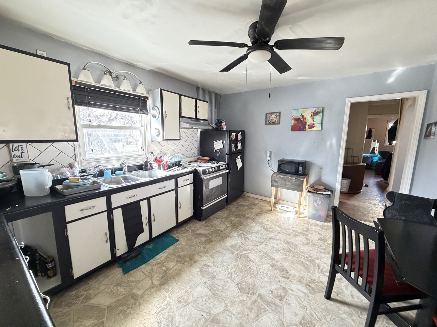 834 East Patton Street Paxton, IL 60957 - Photo 3 of 6