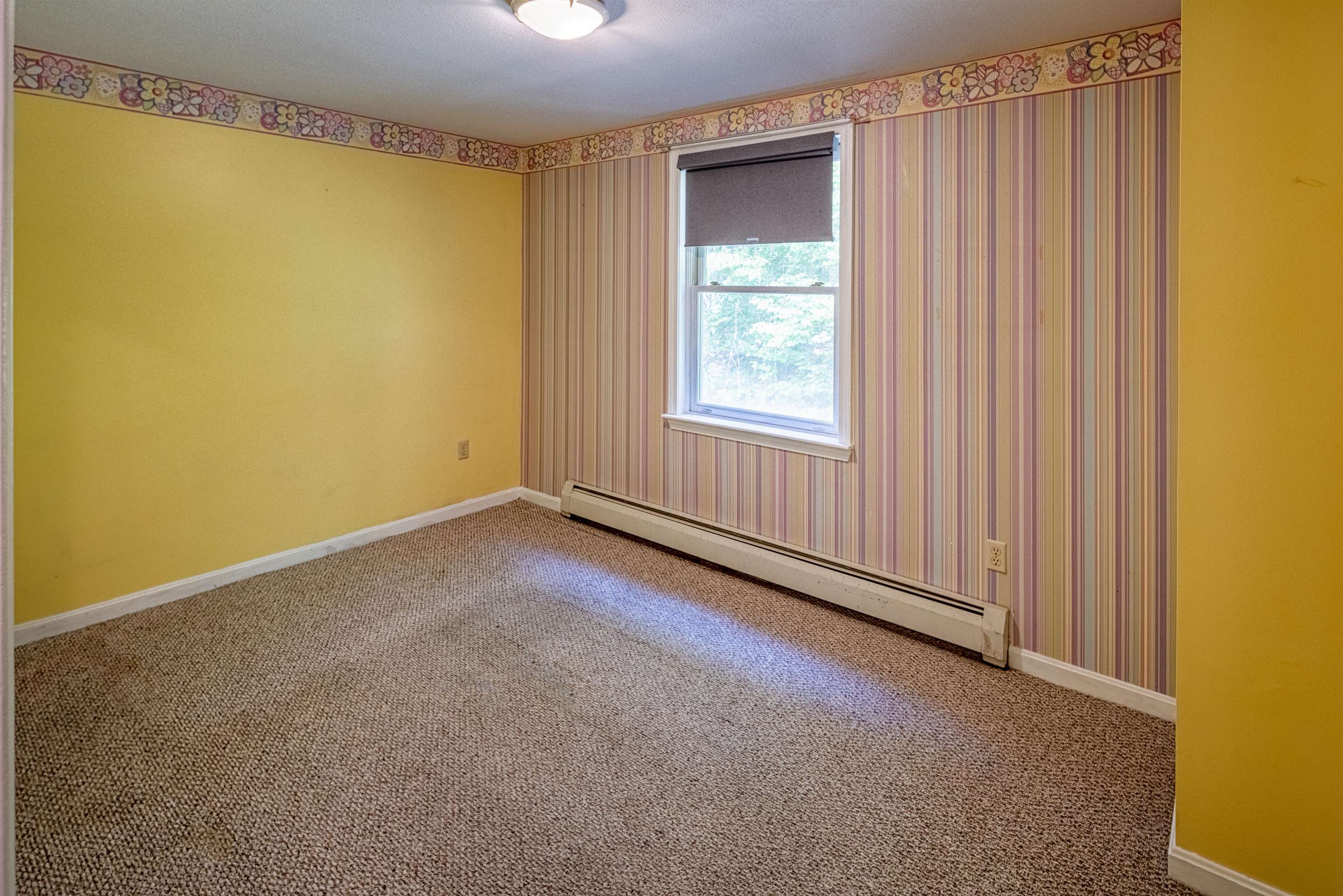 95 Priest Road Nottingham, NH 03290 - Photo 12 of 28