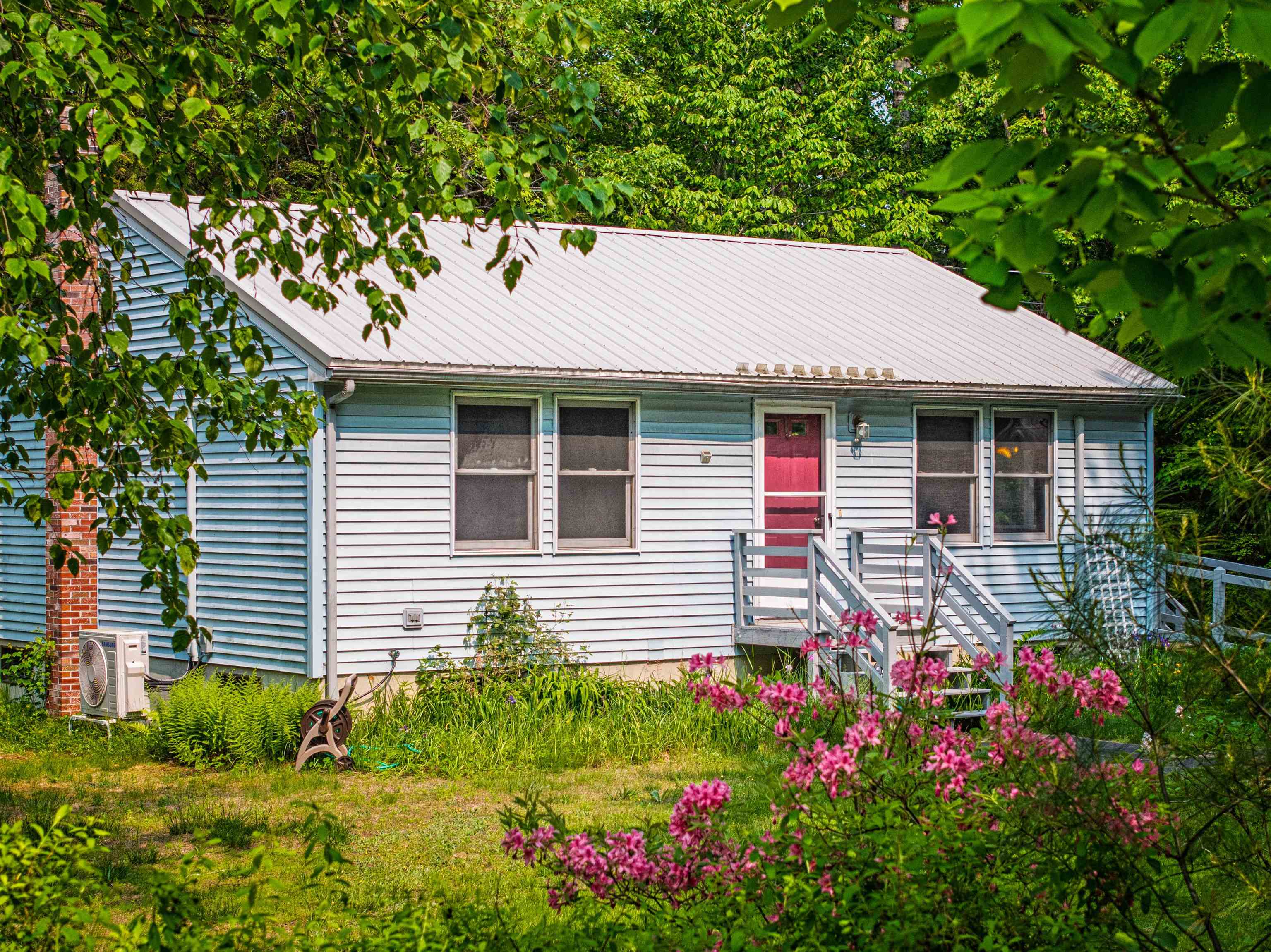 95 Priest Road Nottingham, NH 03290 - Photo 23 of 28
