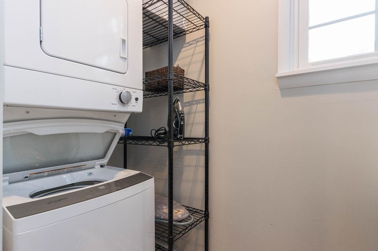 1415 Berkeley Street Durham, NC 27705 - Photo 20 of 24 a utility room with dryer and washer