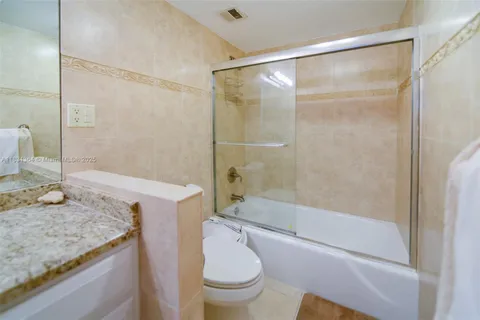 $749,000 | 1950 South Ocean Drive, Unit 3P, Hallandale Beach, FL 33009