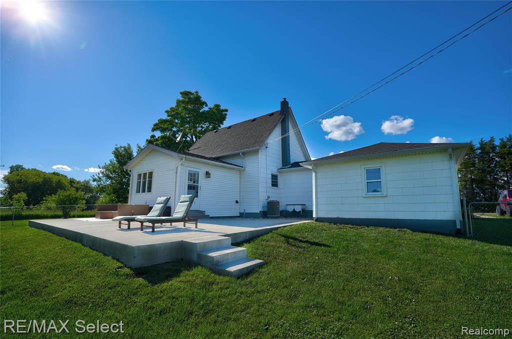 10469 West Pierson Road Flushing, MI 48433 - Photo 11 of 52