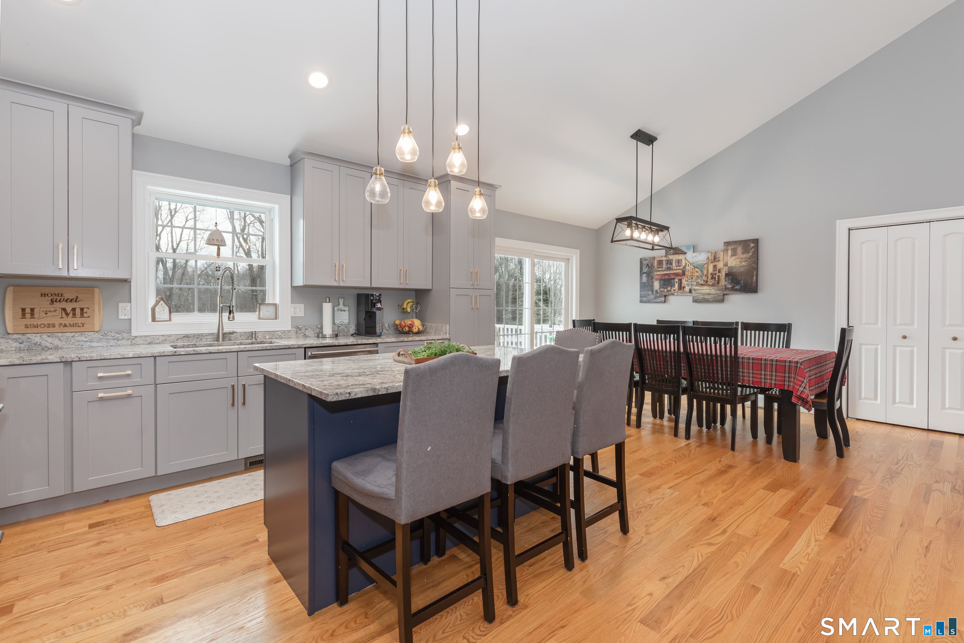 23 North Street Wolcott, CT 06716 - Photo 7 of 30