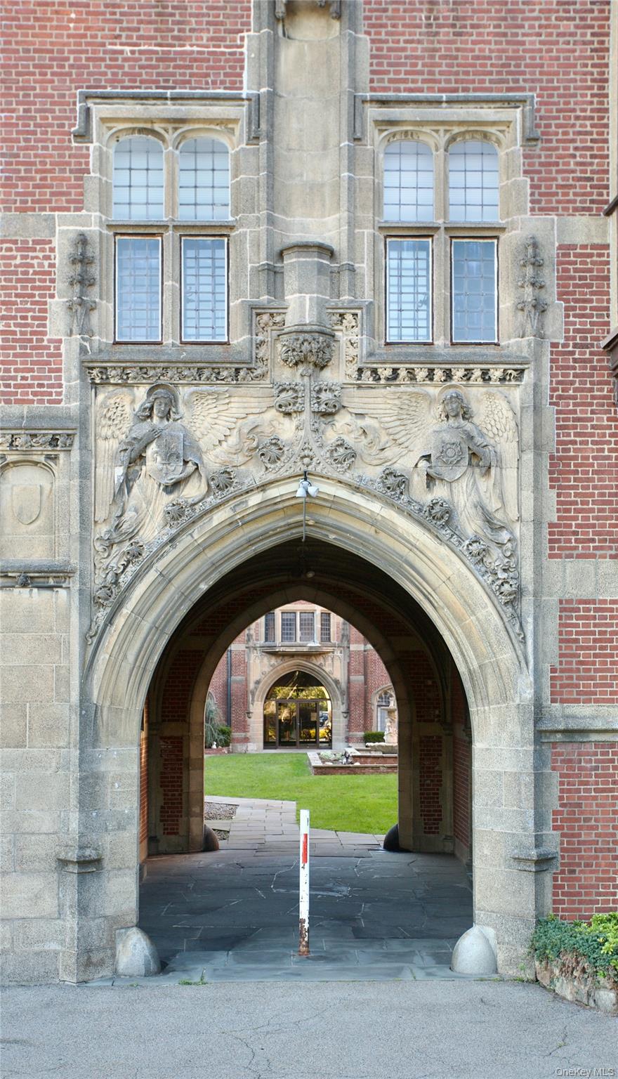 305 Chateau Rive, Unit 305 Peekskill, NY 10566 - Photo 17 of 22 View of community