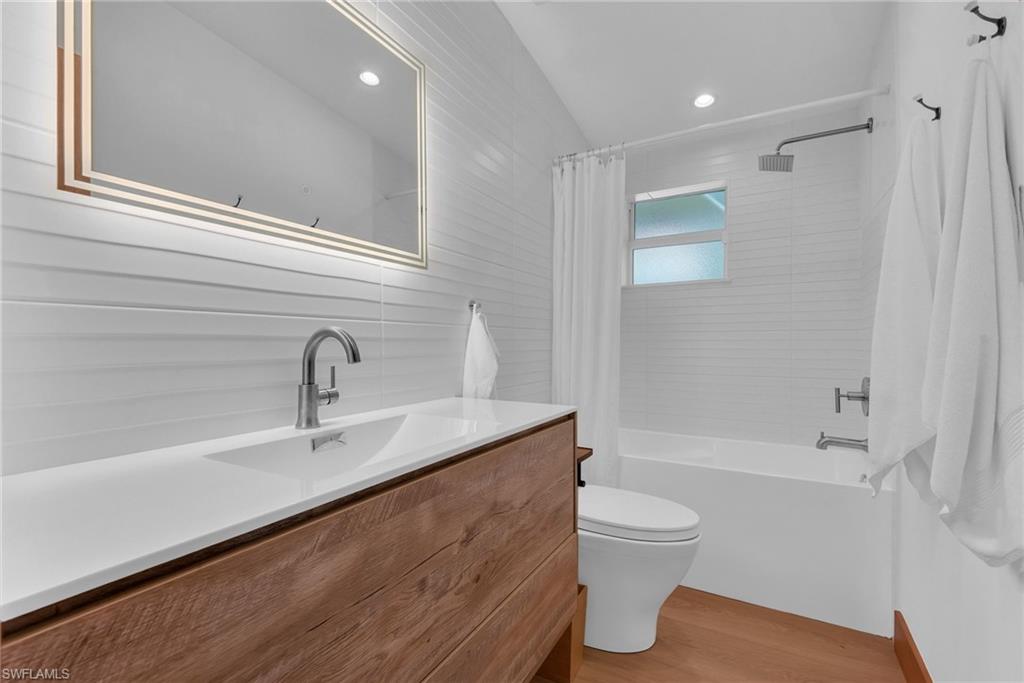 828 Sanctuary Road Naples, FL 34120 - Photo 28 of 50