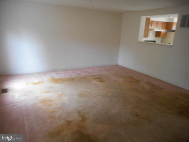 4210 Red Haven Road Baltimore, MD 21208 - Photo 3 of 24 Living Room