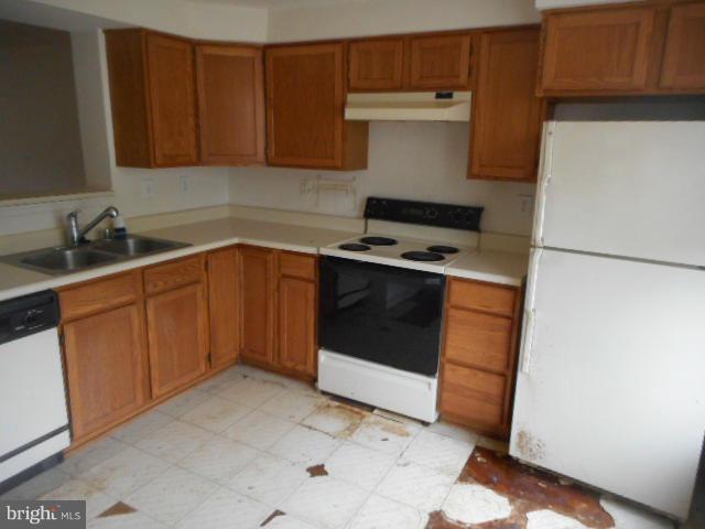4210 Red Haven Road Baltimore, MD 21208 - Photo 5 of 24 Kitchen
