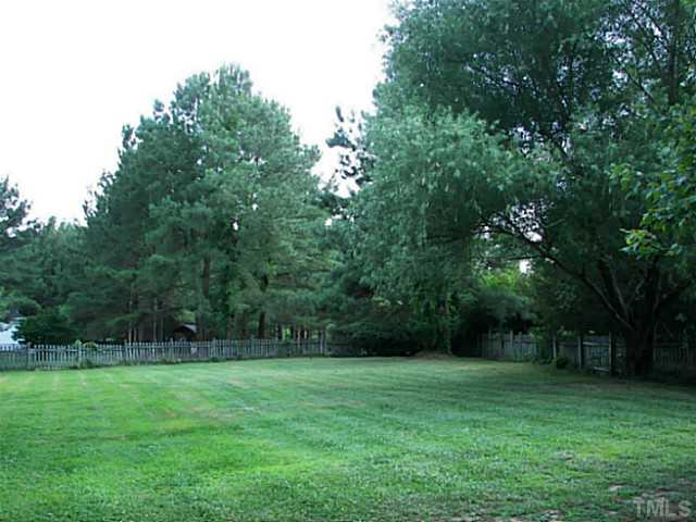 1809 Pebble Hill Court Raleigh, NC 27604 - Photo 15 of 20 Photo 15