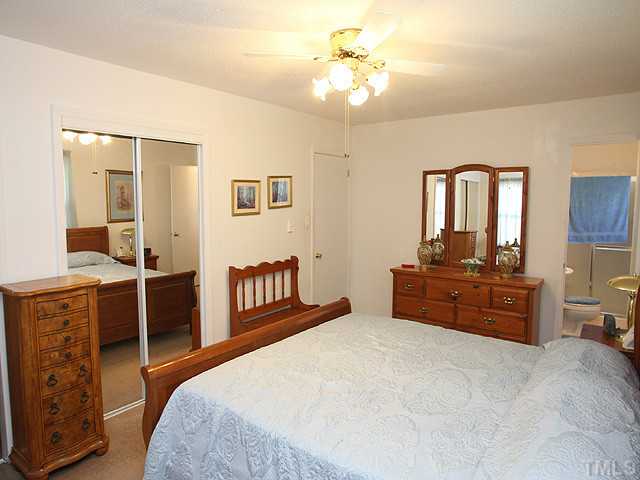 2941 Pervis Road Durham, NC 27704 - Photo 15 of 25 Gallery Image 15