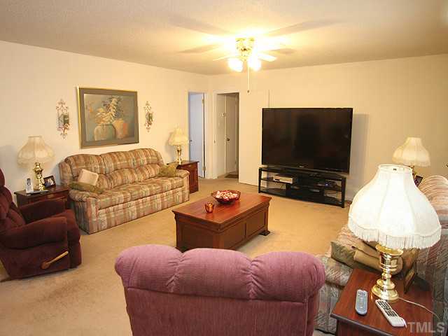 2941 Pervis Road Durham, NC 27704 - Photo 5 of 25 Gallery Image 5