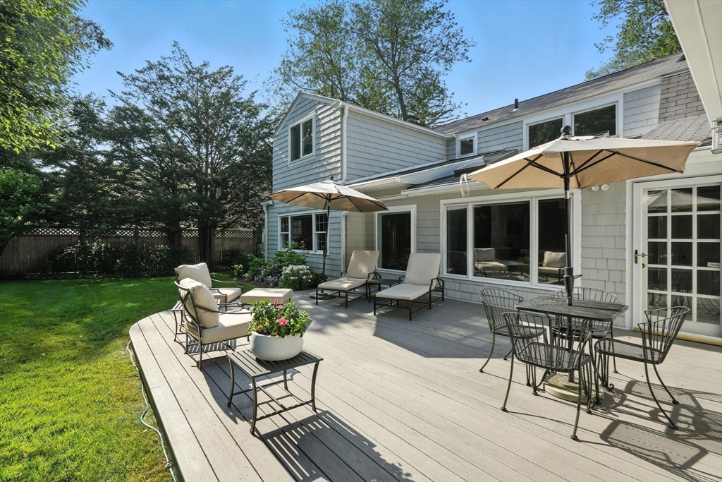 29 Englewood Road Longmeadow, MA 01106 - Photo 23 of 42