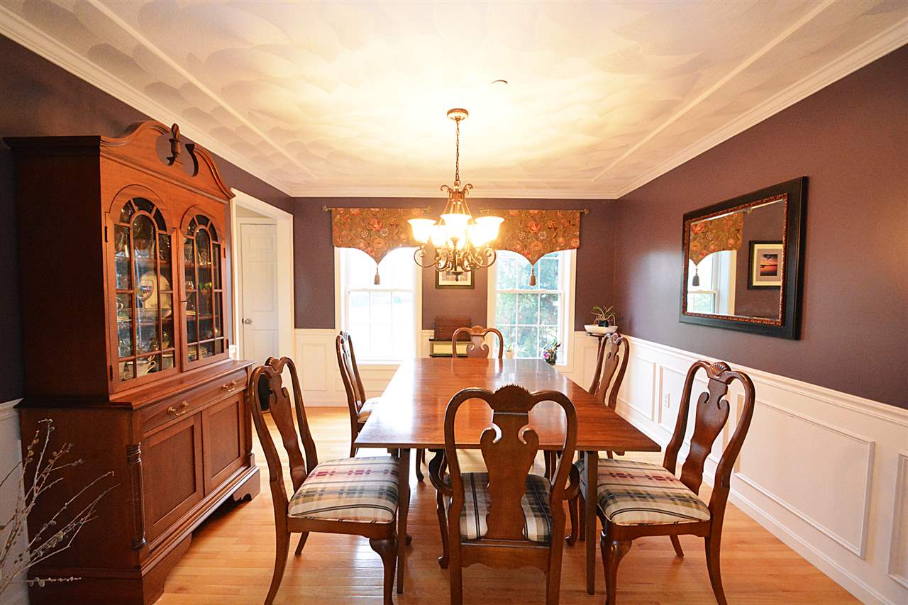 87 Champlin Ridge Road Rochester, NH 03867 - Photo 3 of 40