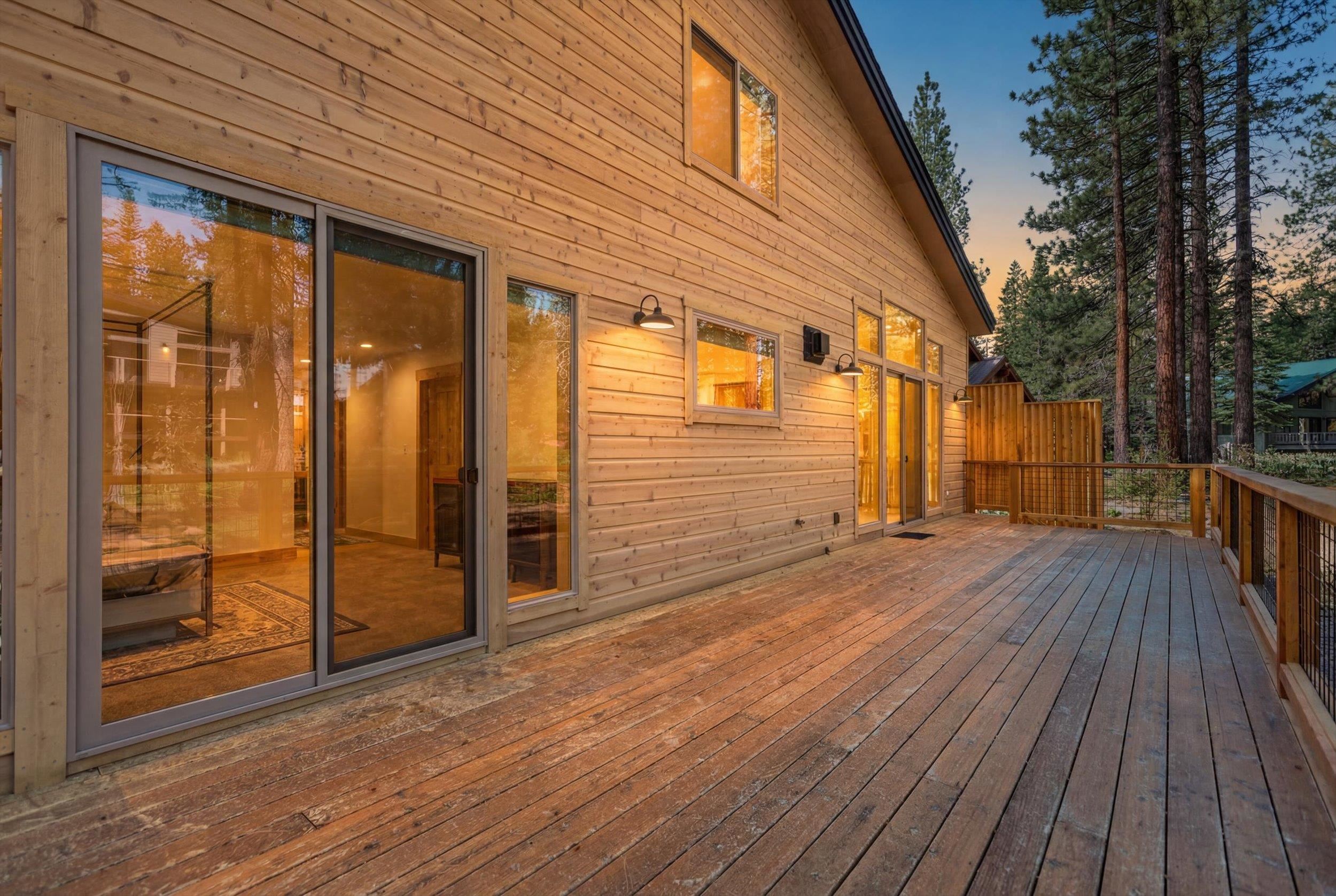 13345 Ski View Loop Truckee, CA 96161 - Photo 2 of 28