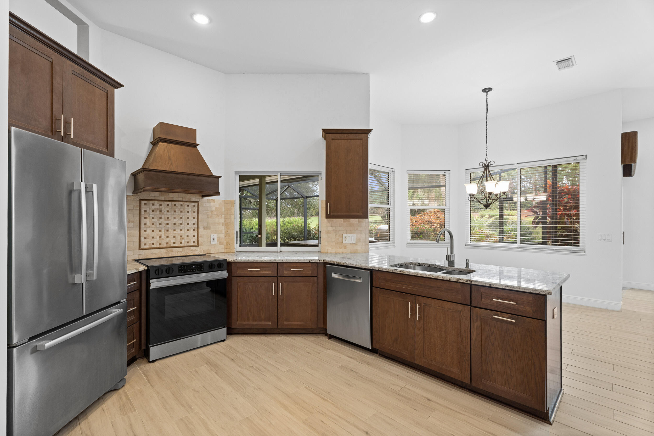 6581 Southeast Baltusrol Terrace Stuart, FL 34997 - Photo 18 of 48 24_smg08557