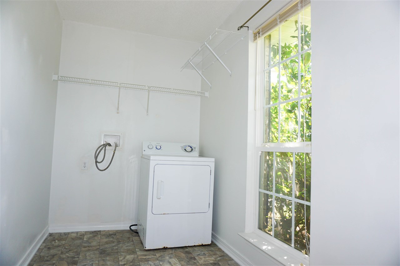 16297 County Road 26 Foley, AL 36535 - Photo 15 of 16 Large Utility Room
