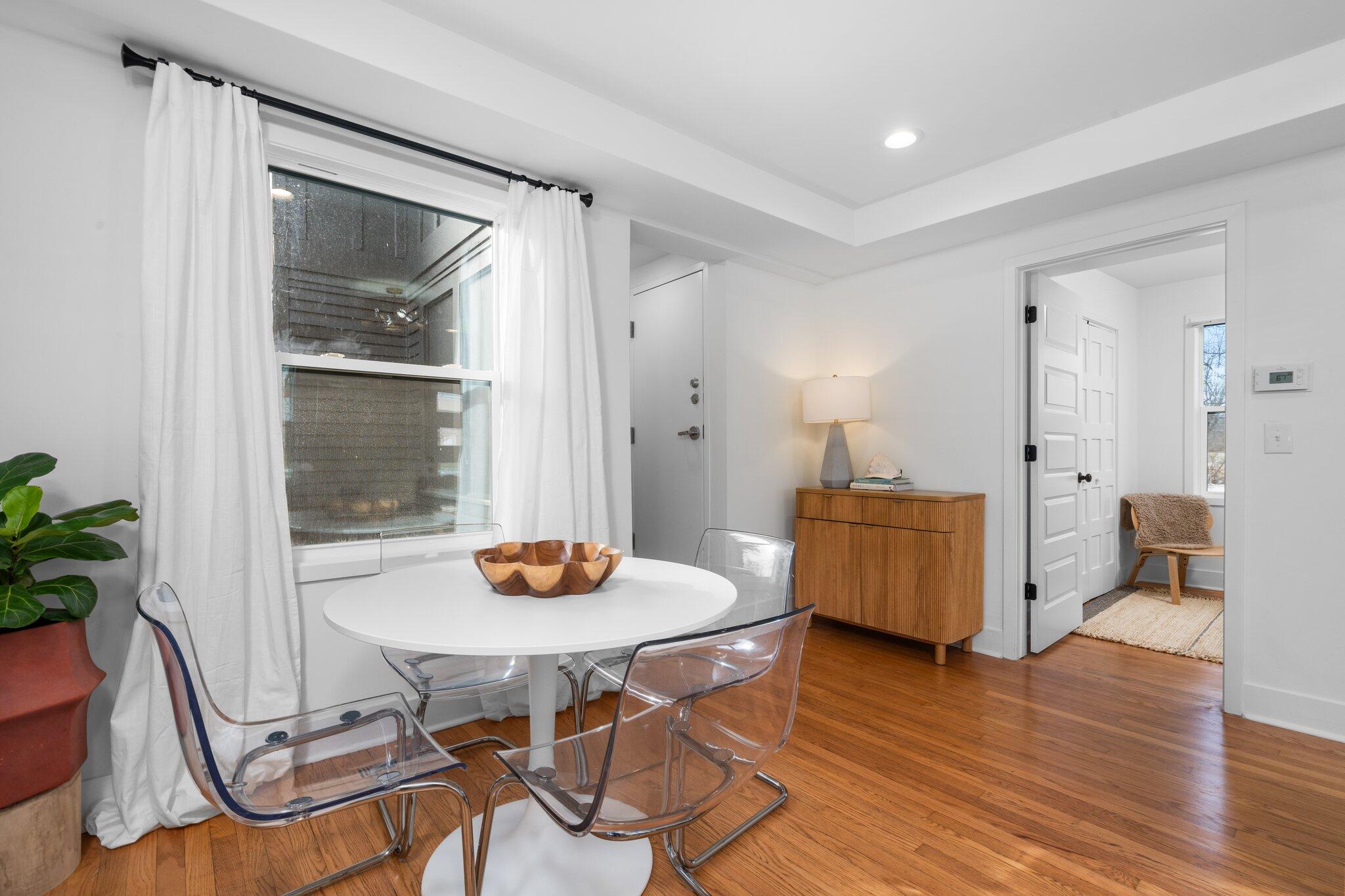 725 West Ellsworth Road, Unit 1 Ann Arbor, MI 48108 - Photo 11 of 29 22-web-or-mls-DSC01537