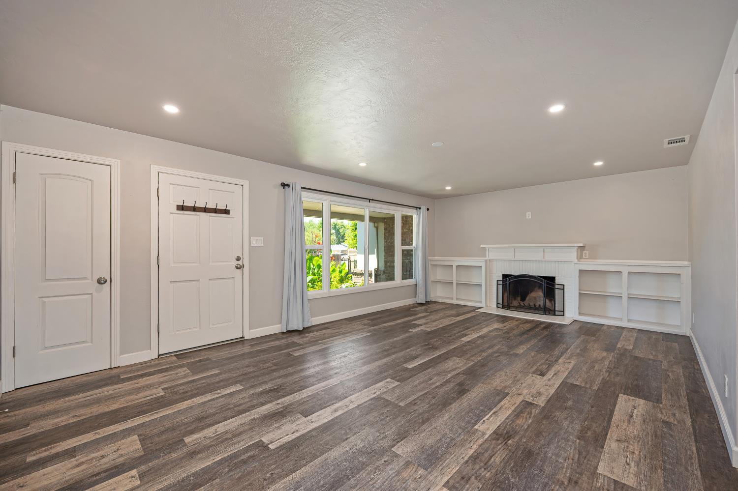 3256 Strevel Way Sacramento, CA 95821 - Photo 11 of 50