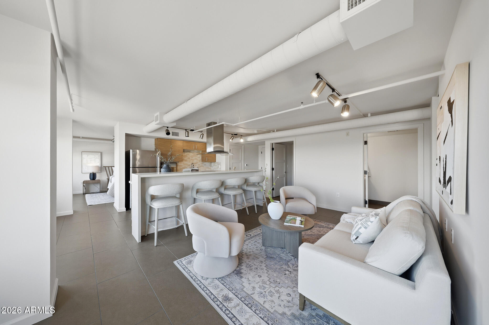 535 West Thomas Road, Unit 406 Phoenix, AZ 85013 - Photo 3 of 15 3