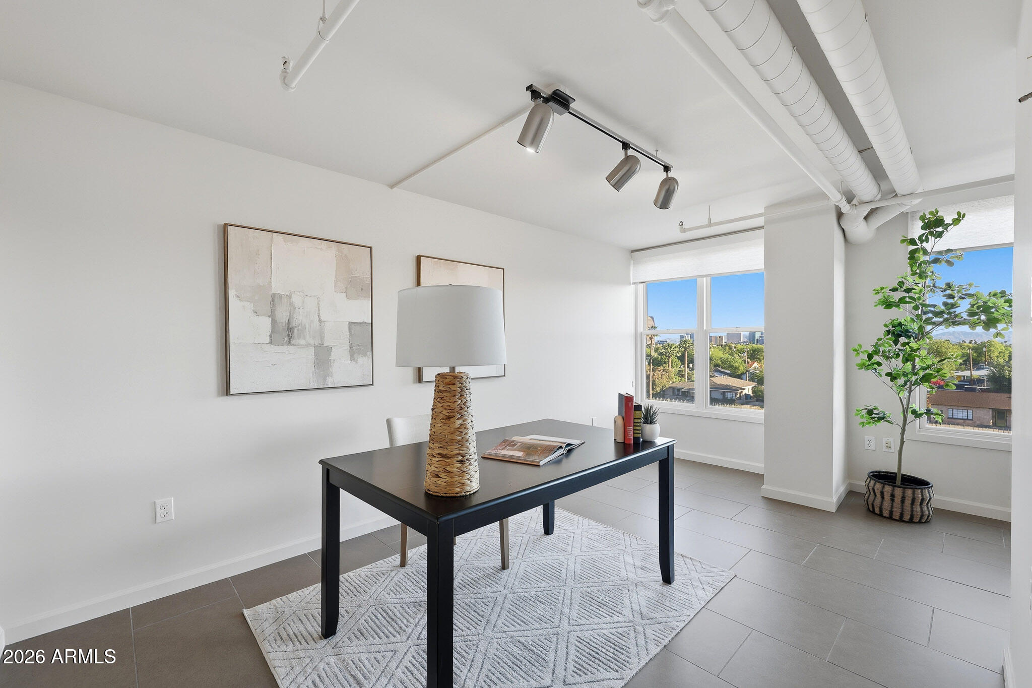 535 West Thomas Road, Unit 406 Phoenix, AZ 85013 - Photo 4 of 15 5