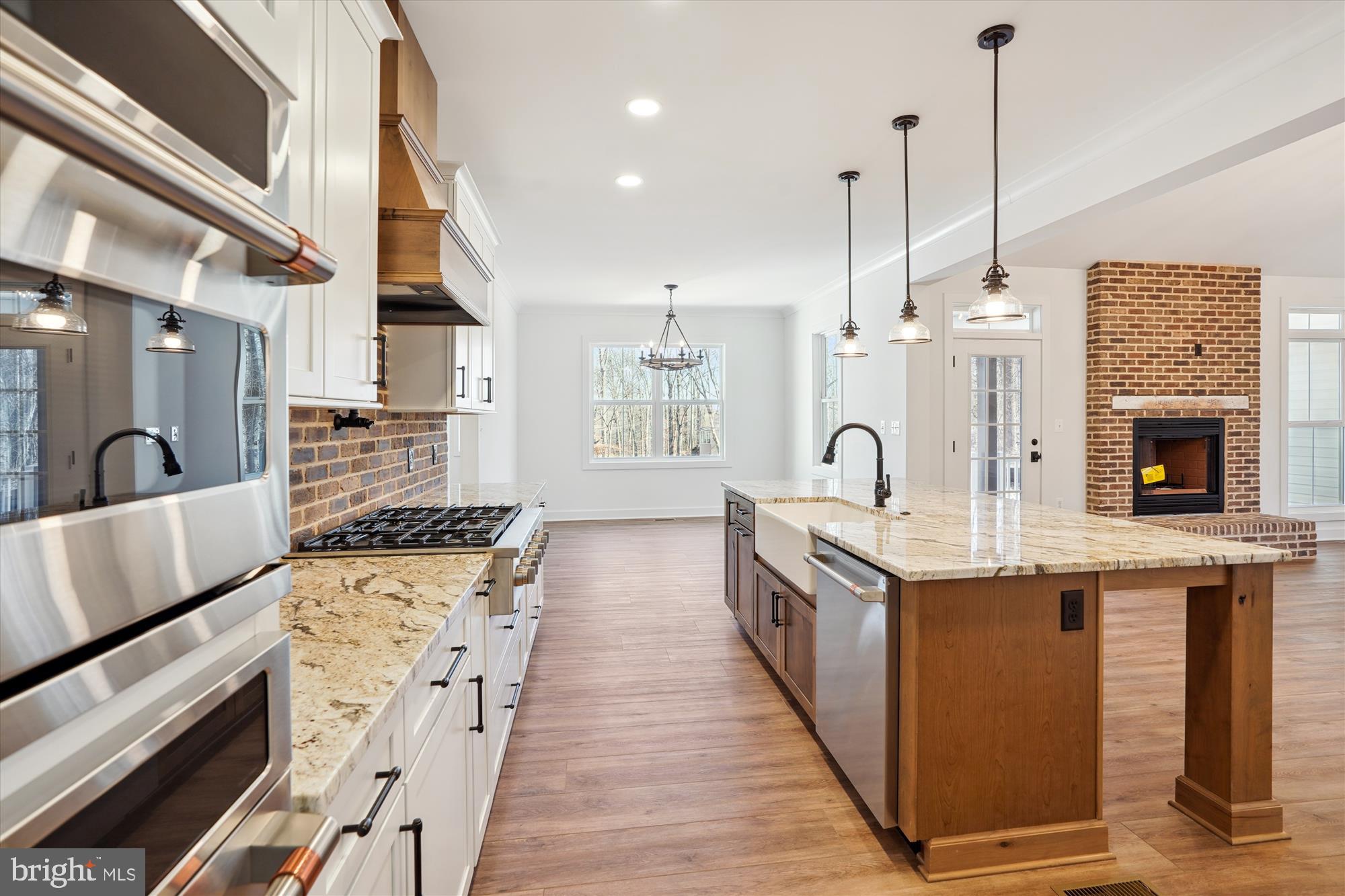 2412 Mountain Road Haymarket, VA 20169 - Photo 11 of 52 KITCHEN