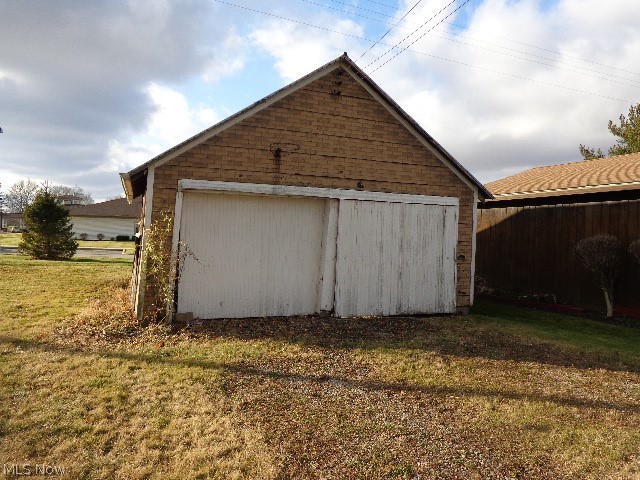 4850 Cleveland Road Wooster, OH 44691 - Photo 6 of 28 Garage