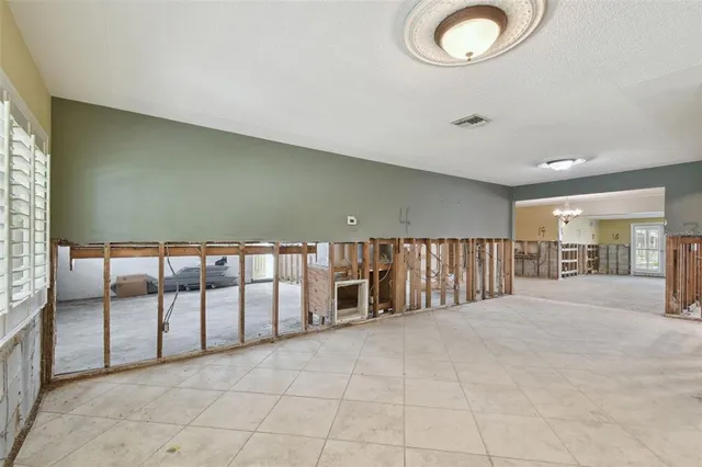 $799,999 | 3921 East Eden Roc Circle, Tampa, FL 33634