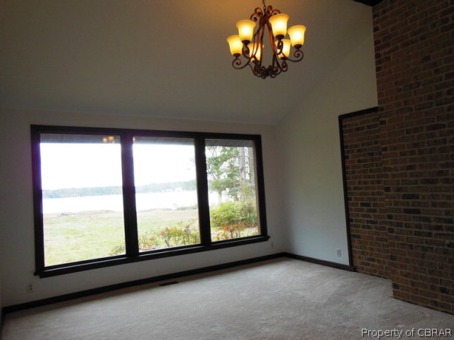 6914 Ware Neck Road Gloucester, VA 23061 - Photo 18 of 41