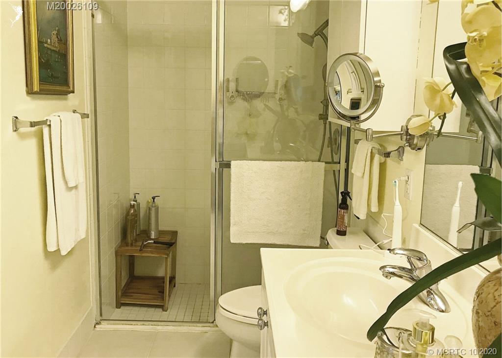 1177 Southwest Balmoral Trace Stuart, FL 34997 - Photo 12 of 30 Gallery Image 12