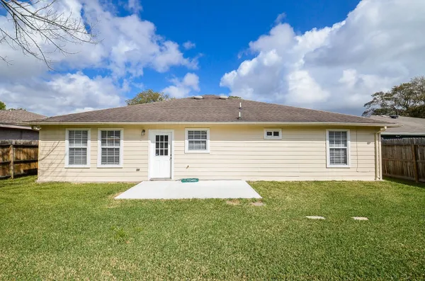 $2,200 | 14315 Branchwater Lane, Sugar Land, TX 77498