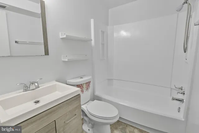 $2,500 | 8619 Welbeck Way, Gaithersburg, MD 20886