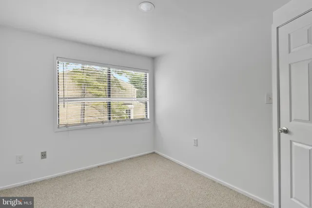 $2,500 | 8619 Welbeck Way, Gaithersburg, MD 20886