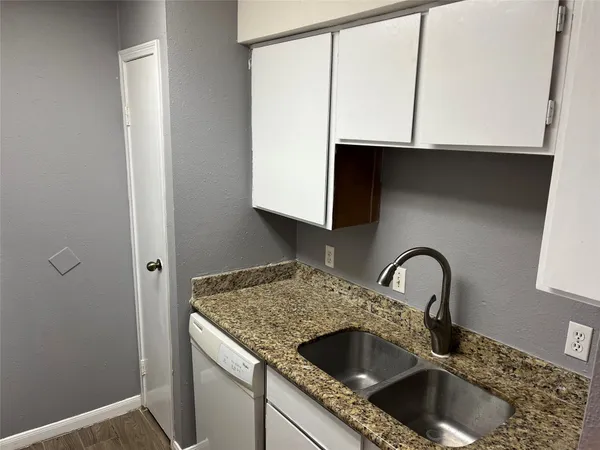 $49,000 | 12500 Sandpiper Drive, Unit 54, Houston, TX 77035