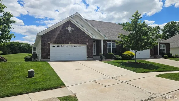 $430,000 | 2438 Golden Bear Way, Unit 706A, Wentzville, MO 63385