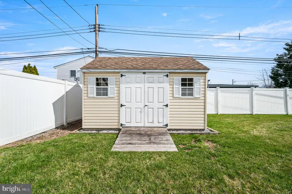 $2,800 | 34 Shepherd Lane, Levittown, PA 19055