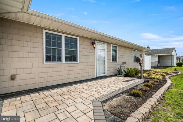 $2,800 | 34 Shepherd Lane, Levittown, PA 19055